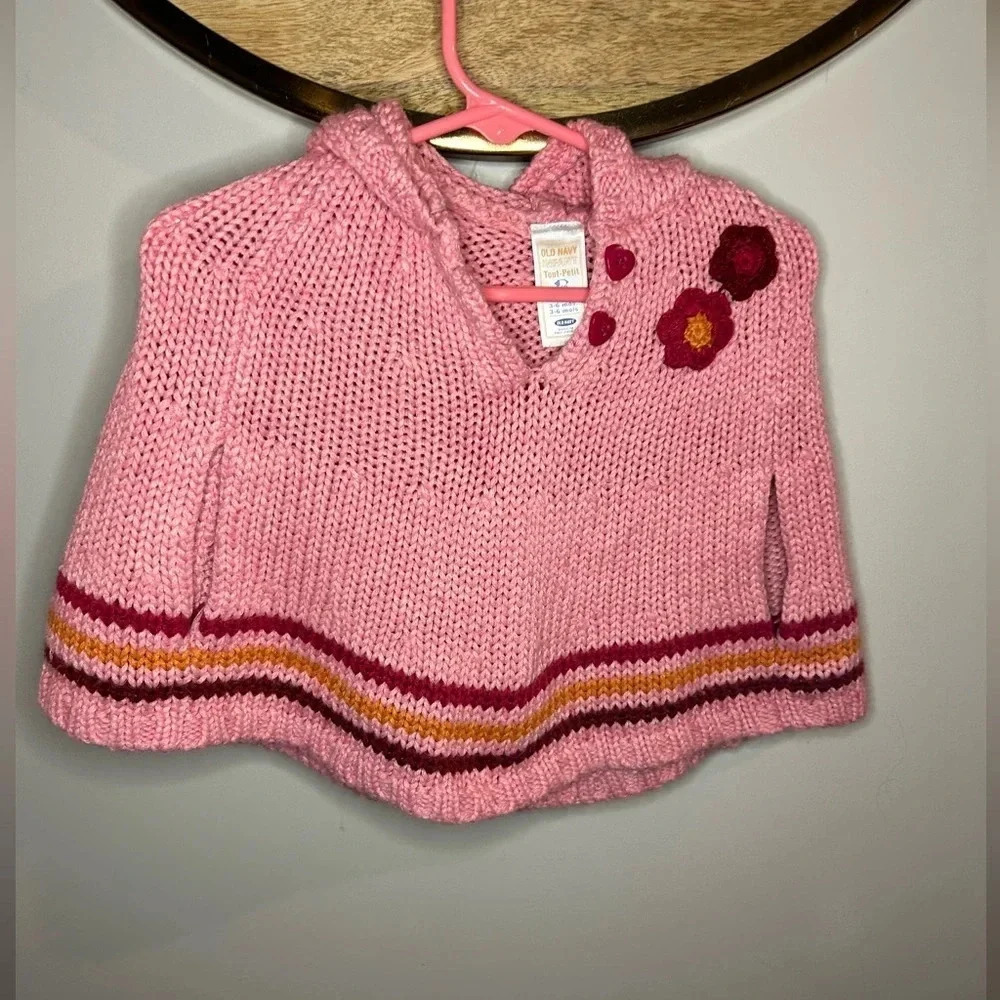 old navy poncho size 3-6 months